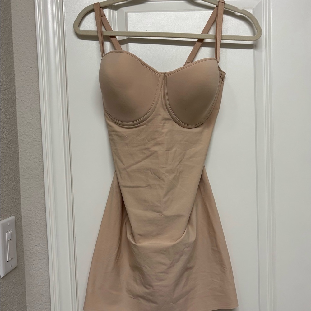 Ambrielle *Nude* soft Shaping Slip Dress with Built-In Cups/ Panties. 40 C